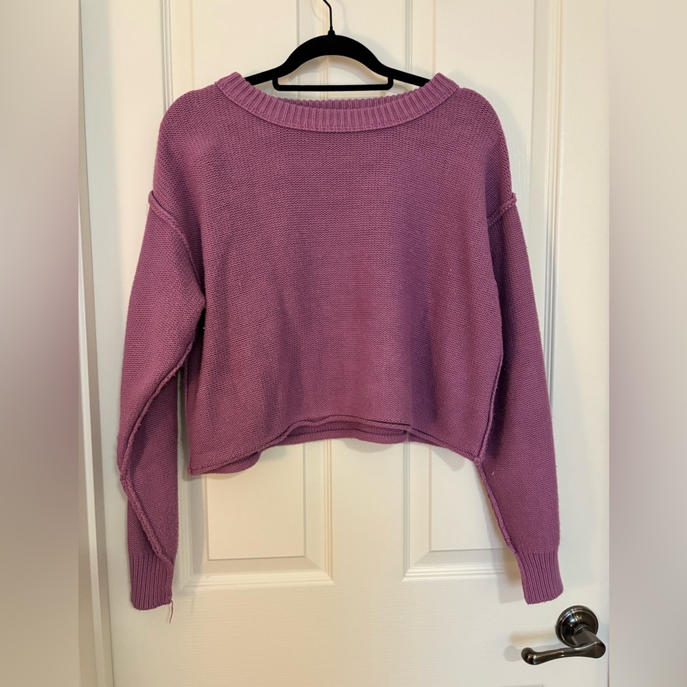 Double Zero Lilac Cropped Crewneck Sweater